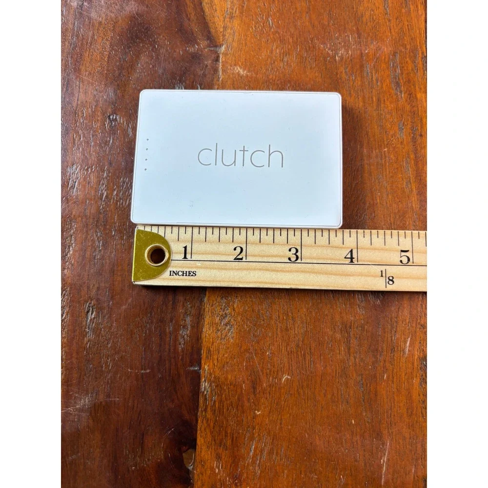 Clutch Pro White Ultra Thin 5000mAh Portable Power Bank Built-in Lightning Cable